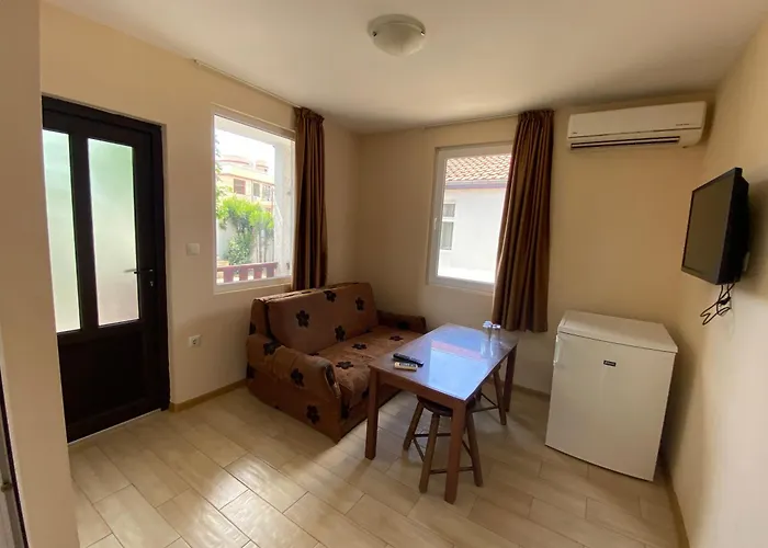 招待所 Gloria Houses-free Parking 3*