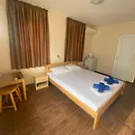 Pensión Gloria Houses-free Parking 3*