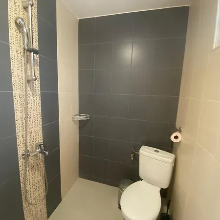 Pensionat Gloria Houses-free Parking Varna