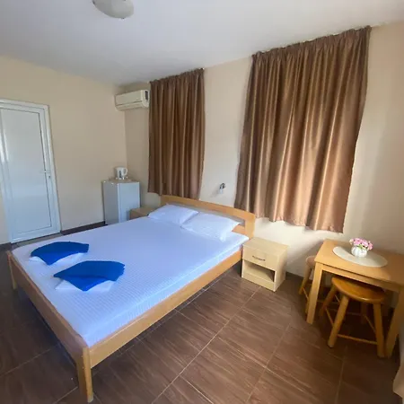 Gloria Houses-free Parking Guest house 3*