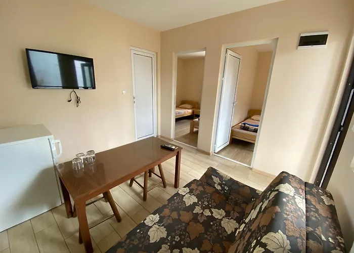 Gloria Houses-free Parking Varna